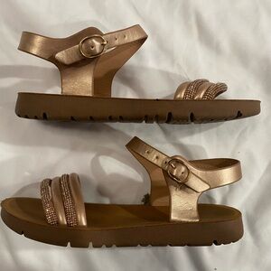 Lucky Top Girl  Sandals